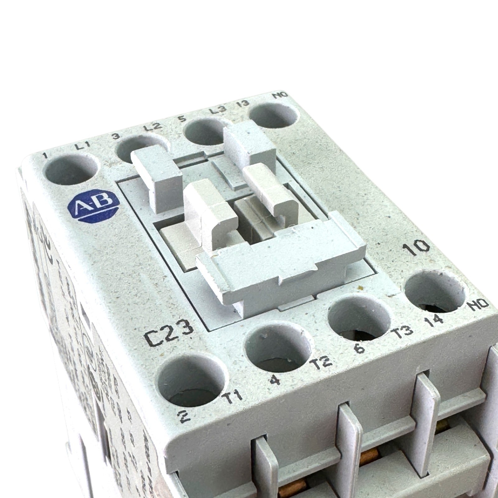 Allen-Bradley 100-C23*10 Ser C Contactor 32A 600V AC Max Made in Switzerland