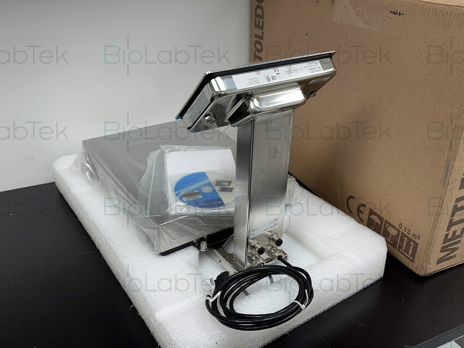 NEW Mettler Toledo 5-30 KG ICS439g weighing bench terminal scale unit