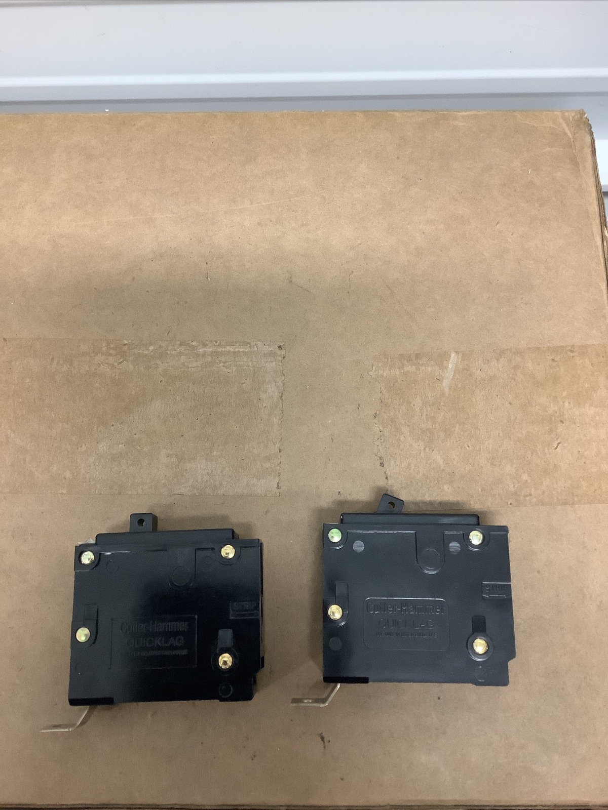Cutler Hammer Circuit Breakers 120/240 Volt AC