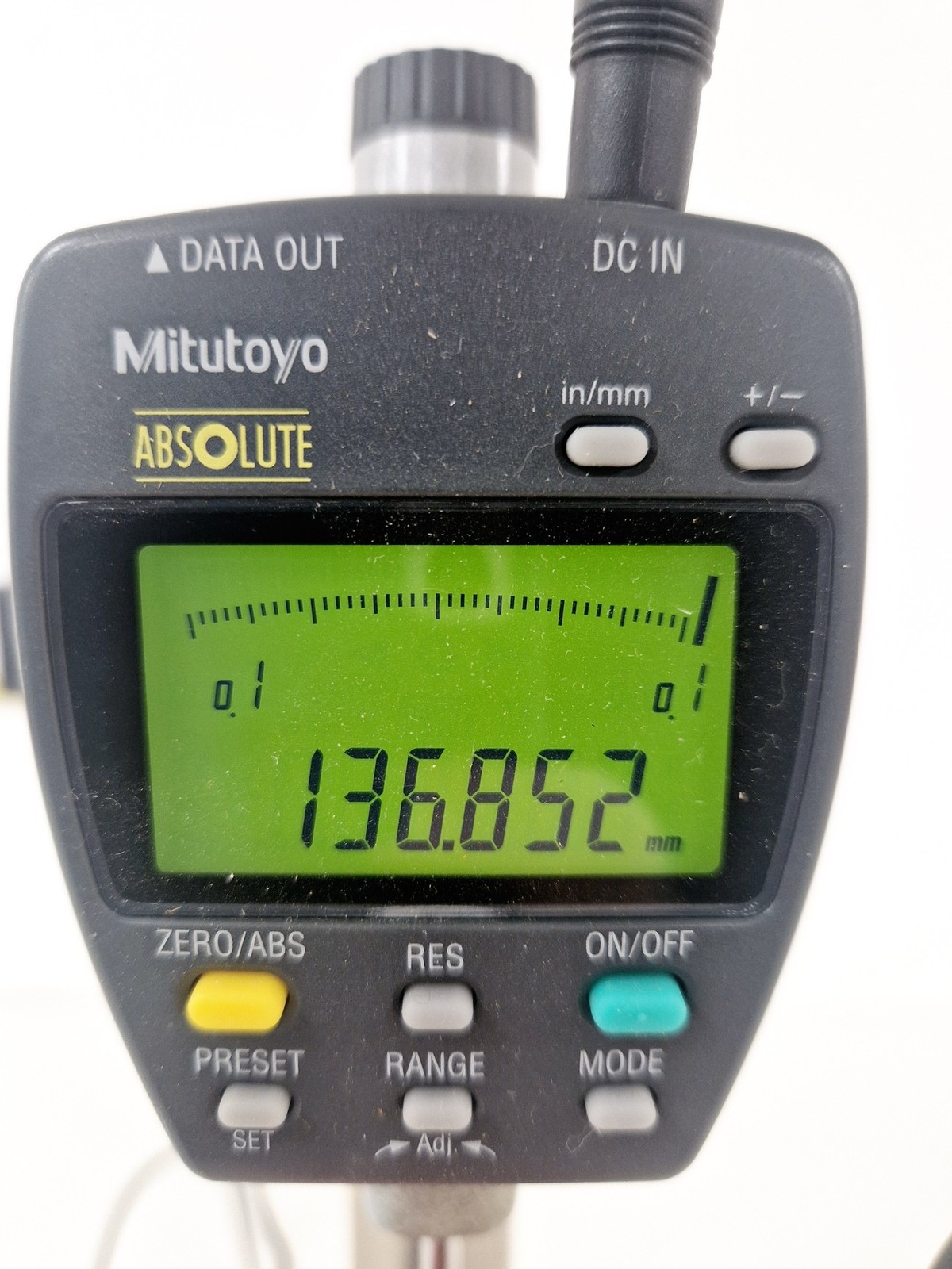 Mitutoyo 543-552A Dial Indicator 543 Digimatic 1 In/25.4mm w/ 215-407 Stand