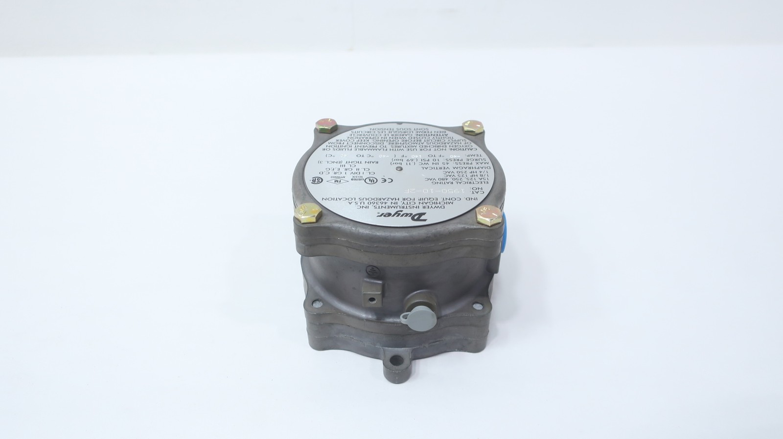 Dwyer 1950-10-2F Pressure Switch 125/250/480v-ac 45in-h2o 1/8in