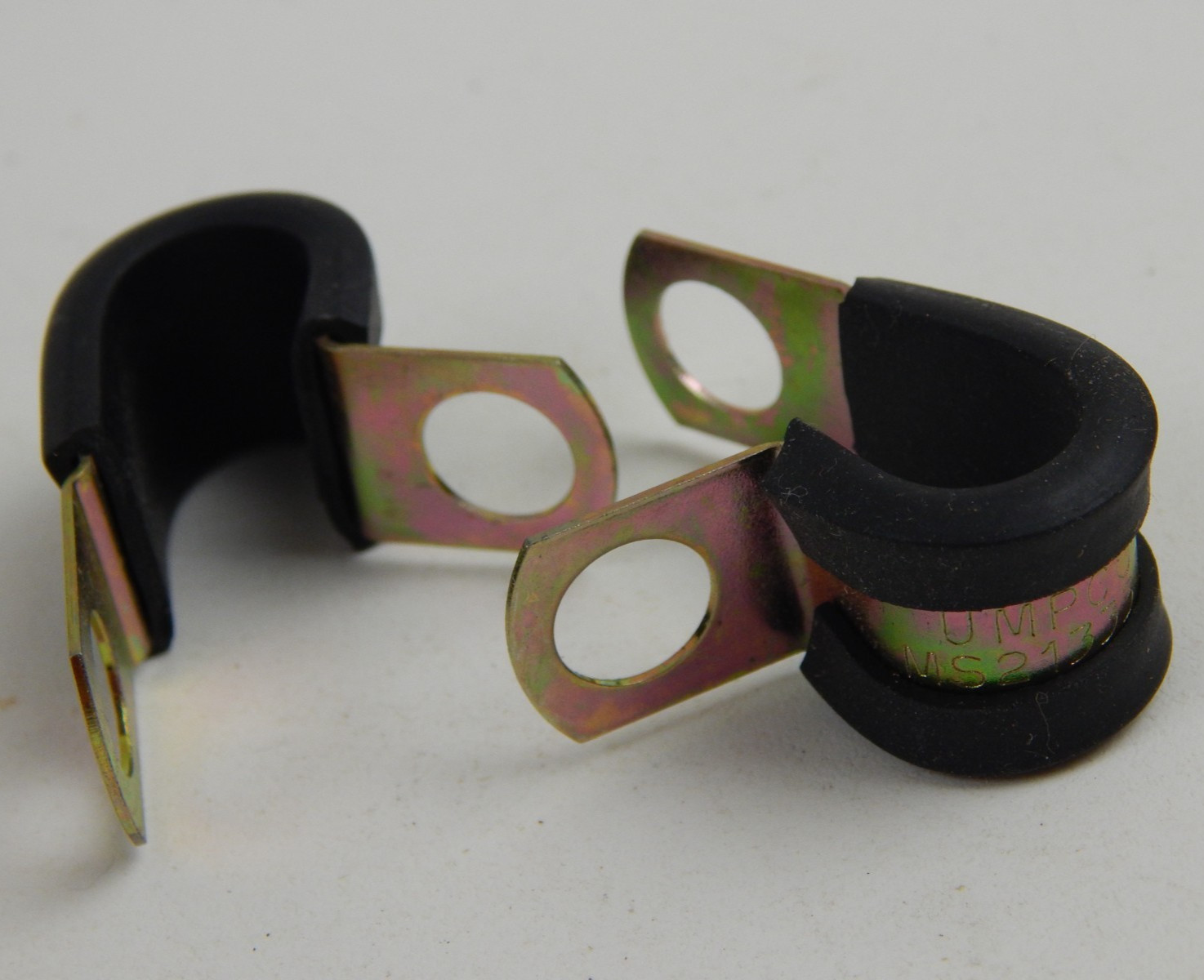 UMPCO MS-21333-123 Rubber Cushioned Cable Clamp 3/8″ – 25pc 100pc 400pc 1600pc