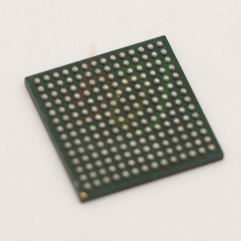 MCF5272CVM66 10Pcs FREESCALE 14+ BGA MCF5272CVM66K75N Freescale Microprocessor