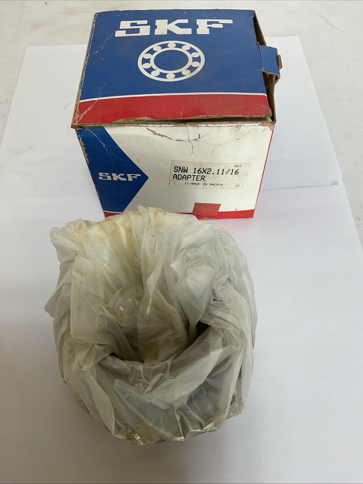 NEW SKF SNW16X2.11/16 BEARING ADAPTER SLEEVE