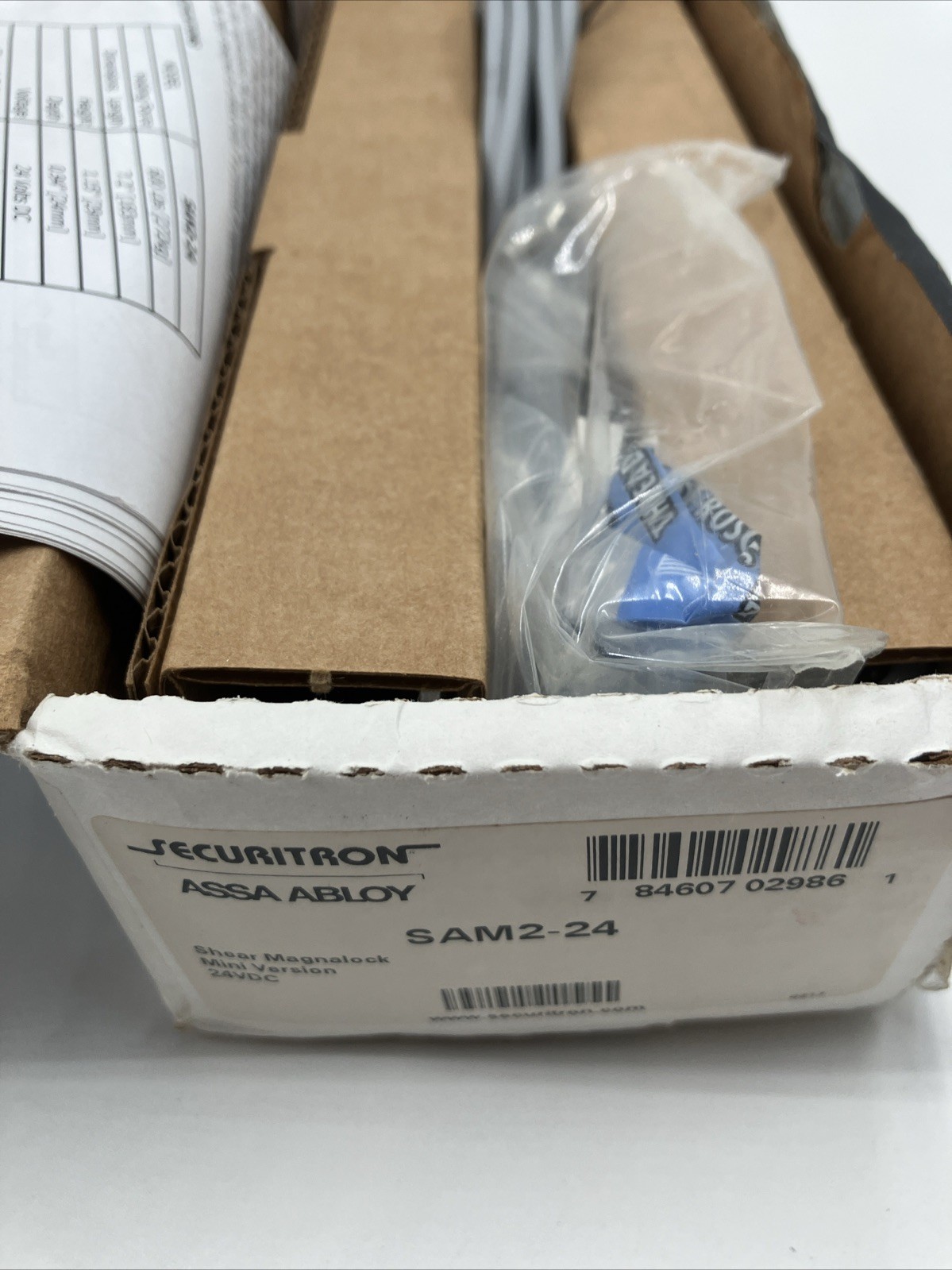 ASSA ABLOY Securitron SAM2-24 Electromagnetic Lock 600lb 24V Single Door