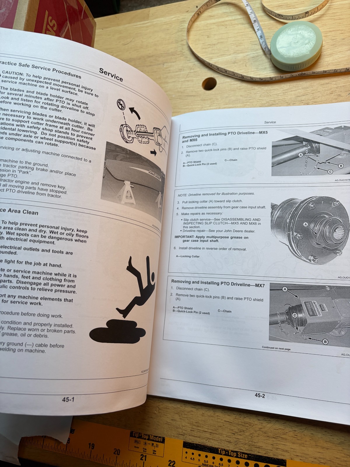 John Deere MX5, MX6, & MX7 Rotary Cutters Operator Manual OMP75088