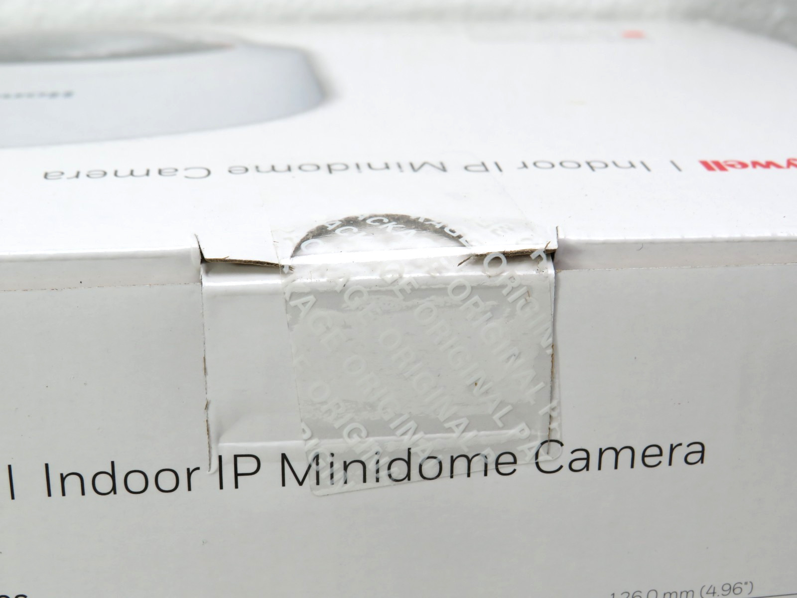 [Case of 10] Honeywell H3W2GR1V equIP Series 2MP IR Indoor IP Dome Camera [SSI]