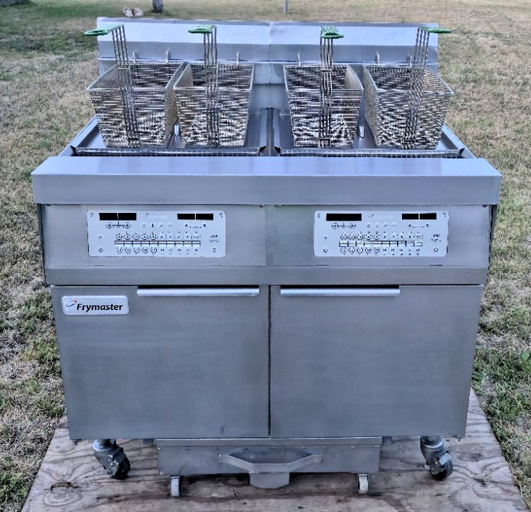 Frymaster Double Fryer Model#: FPLHD265GNC, Natural Gas, Filtration! Xtra Clean!