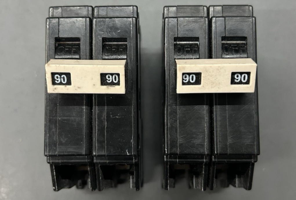Eaton CH290 90 Amp 2-Pole Circuit Breaker Type CH 120/240V Surplus