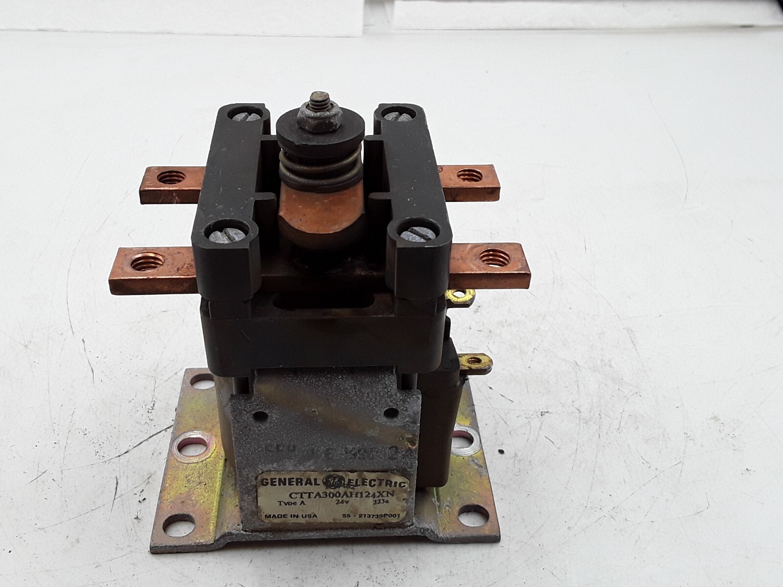 General Electric CTTA300AH124XN 24V 225A