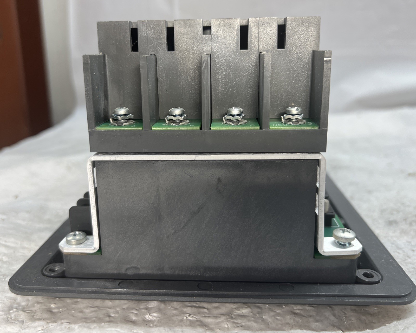 Cutler-Hammer Eaton IQ DP-4000 Three Phase Power Supply Module IQDP4000