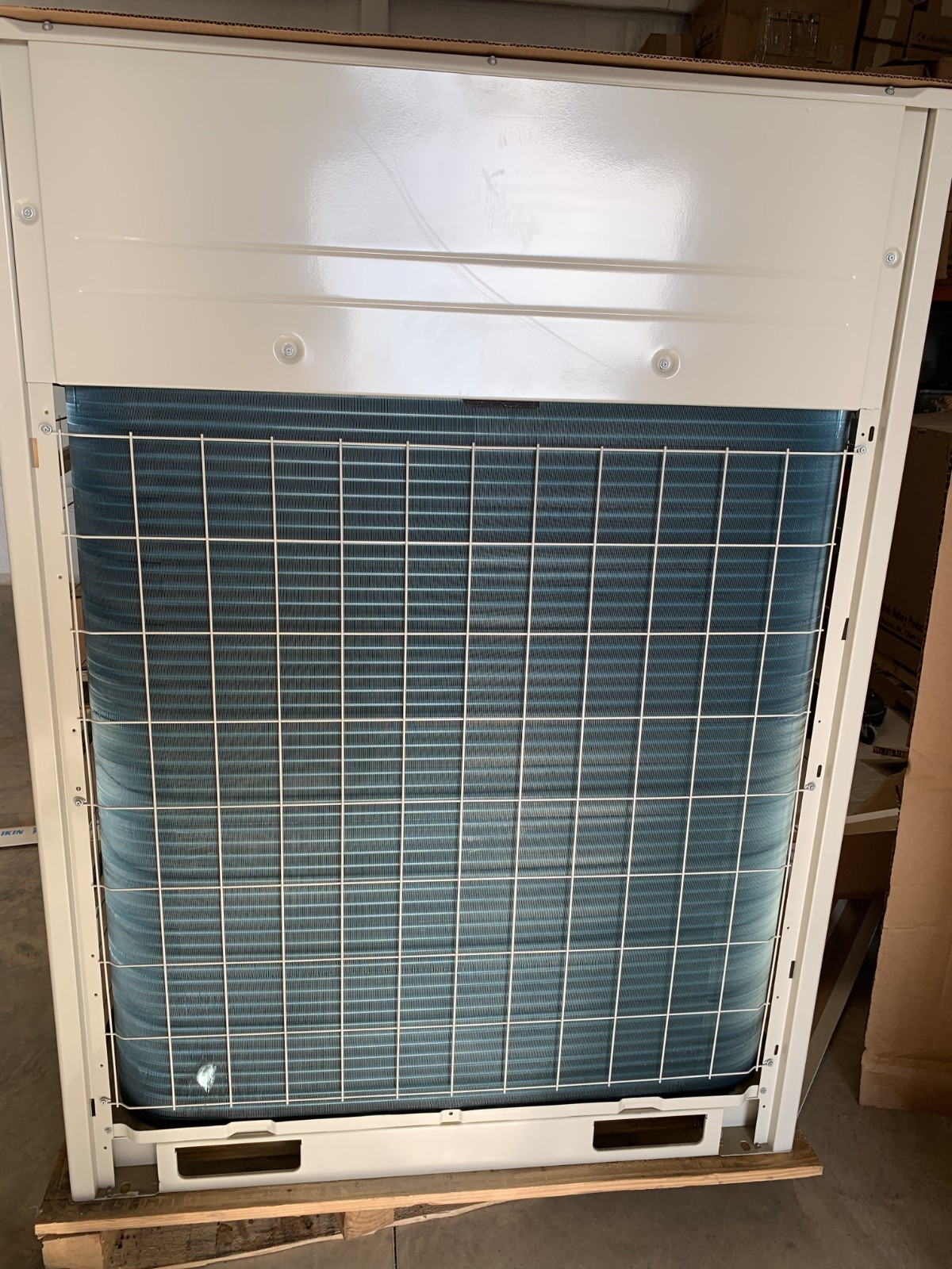 Daikin REYQ120TAYDU 10-Ton VRV IV Air-Cooled Heat Recovery Outdoor Unit 3PH 460V