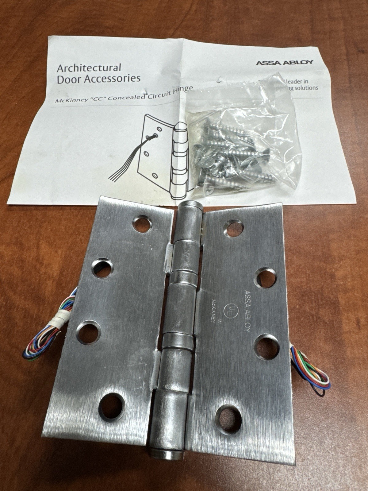 ASSA ABLOY/Securitron EH-40, Electrified 5 Wire Hinge, US26D