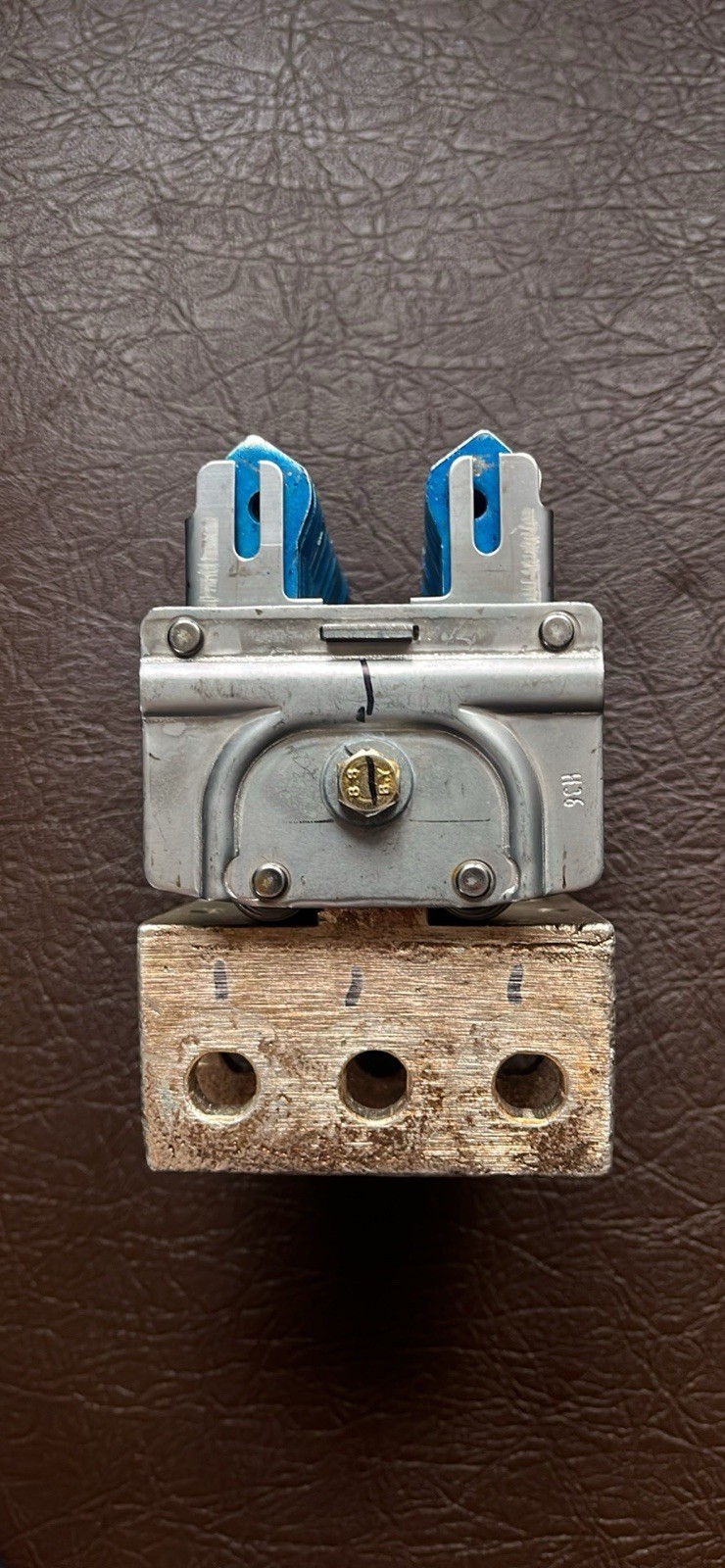 MAGNUM DS 3200 Amp Primary Disconnect Finger Clusters 2A10898G12 3000 Amp