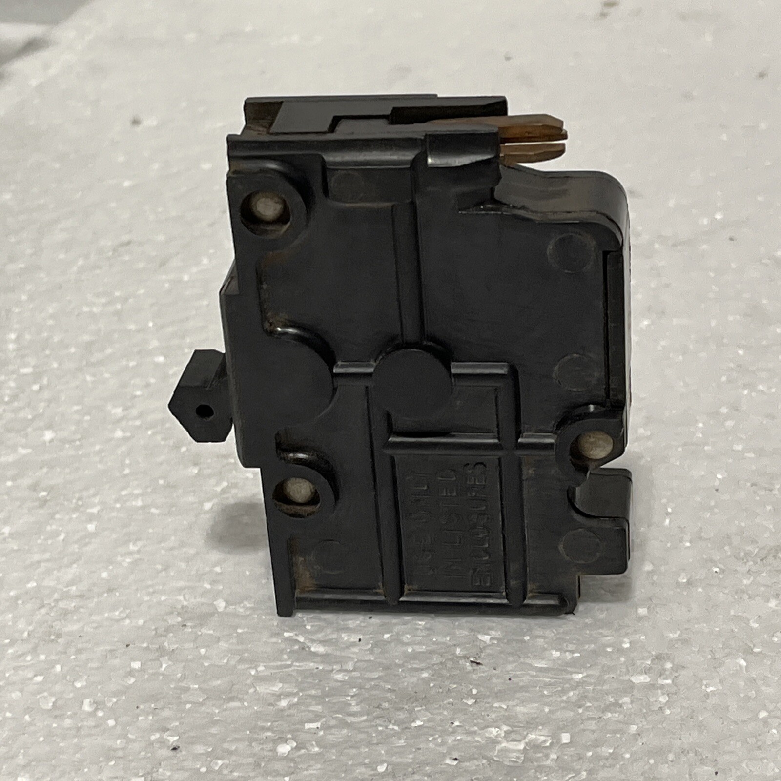 STAB-LOK PLUG IN CIRCUIT BREAKER 30 AMP, 1 POLE.