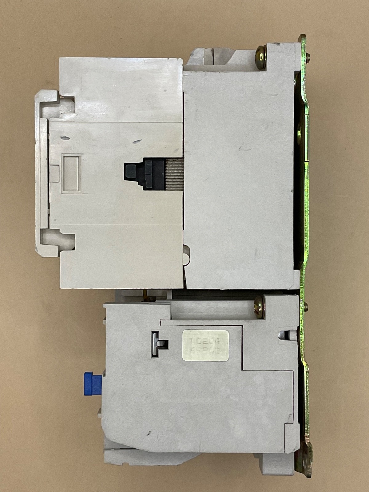 Cutler-Hammer AN16DNO Contactor Nema 1 with H2010B Overload and Relay