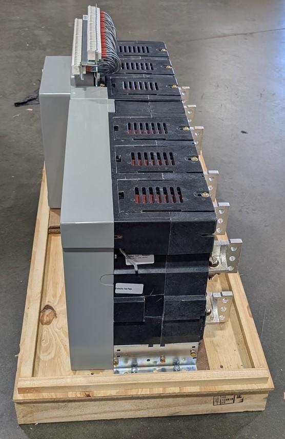 NEW 4000A Eaton Magnum DS MDSC4N Low Voltage AC Power Circuit Breaker