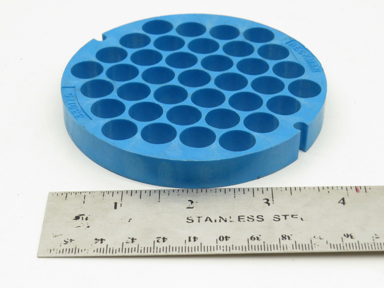 Beckman Coulter 339175 Centrifuge Swing Bucket Adapter 37 x 5mL – 1 Single Piece