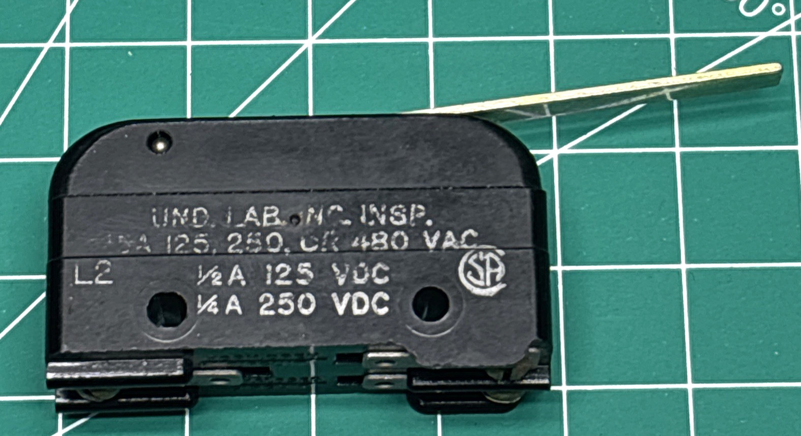 BZ-2RW, BZ2RW Honeywell Microswitch, 1- NO & 1- NC, 15a @ 125VAC 250VAC 480VAC