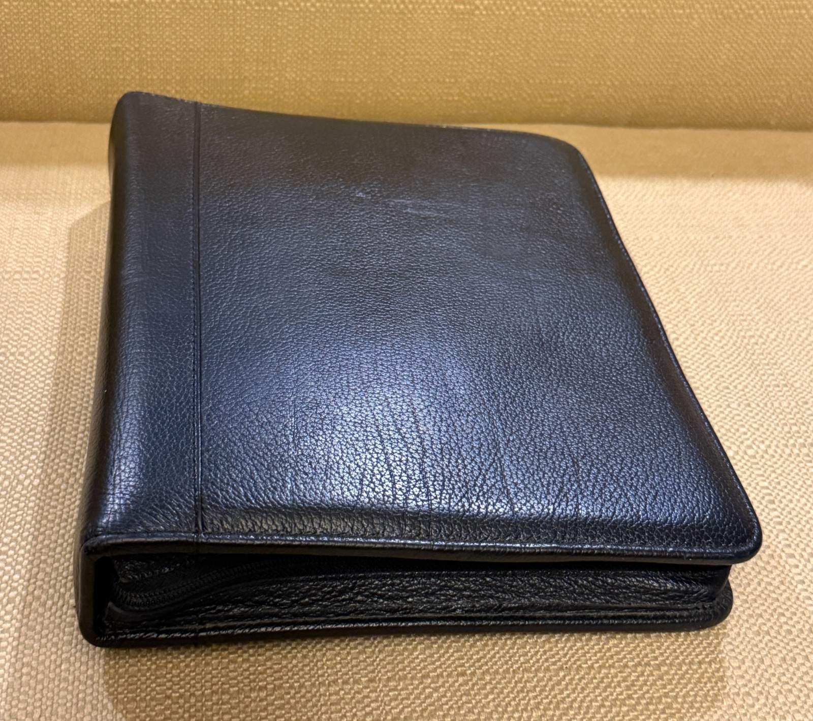 Franklin Quest Classic Black Pebble Leather Zip Around Binder 7-Ring Organizer