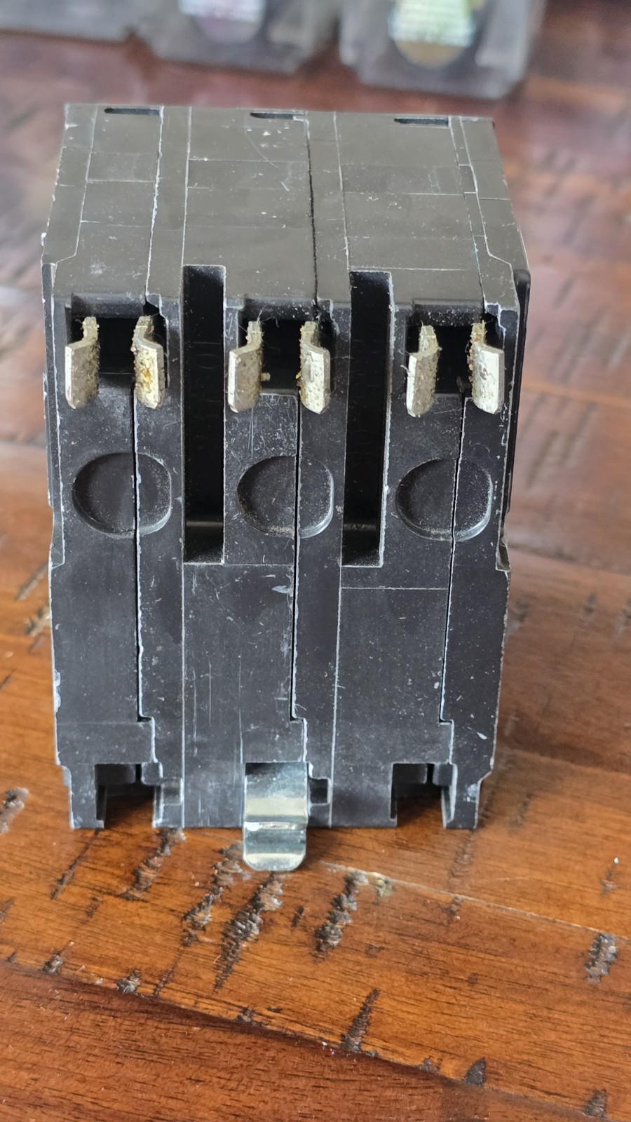 Square D DP-4075 3-Pole 20A 240V AC Circuit Breaker 10kA Trip Indicator
