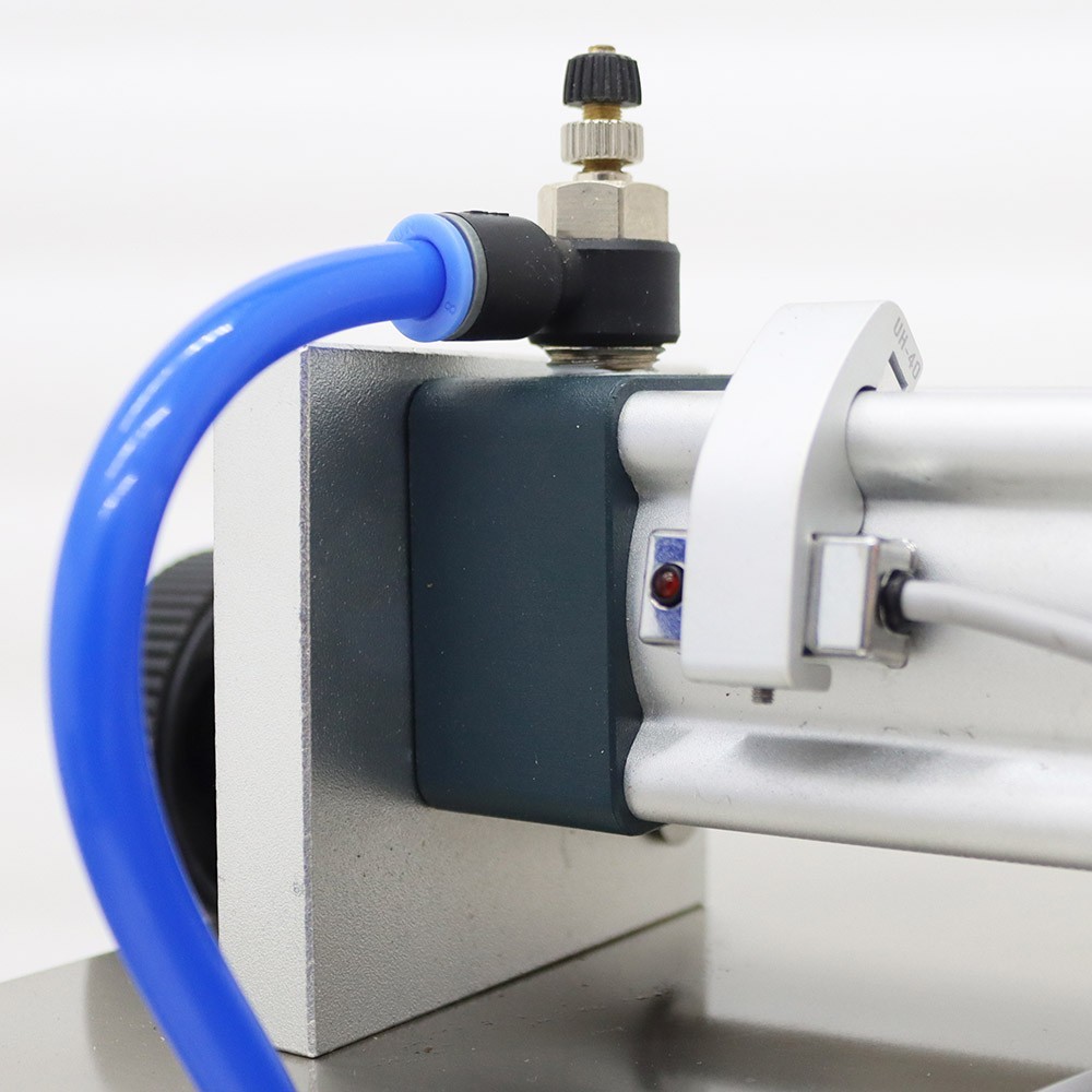 Paste Liquid Filling Machine 10-100ml Single Nozzle Pneumatic Piston Filler 110V