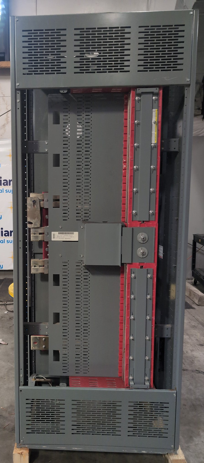 Square D QED Switchboard 2000A 480V 3PH 4W NEMA 1