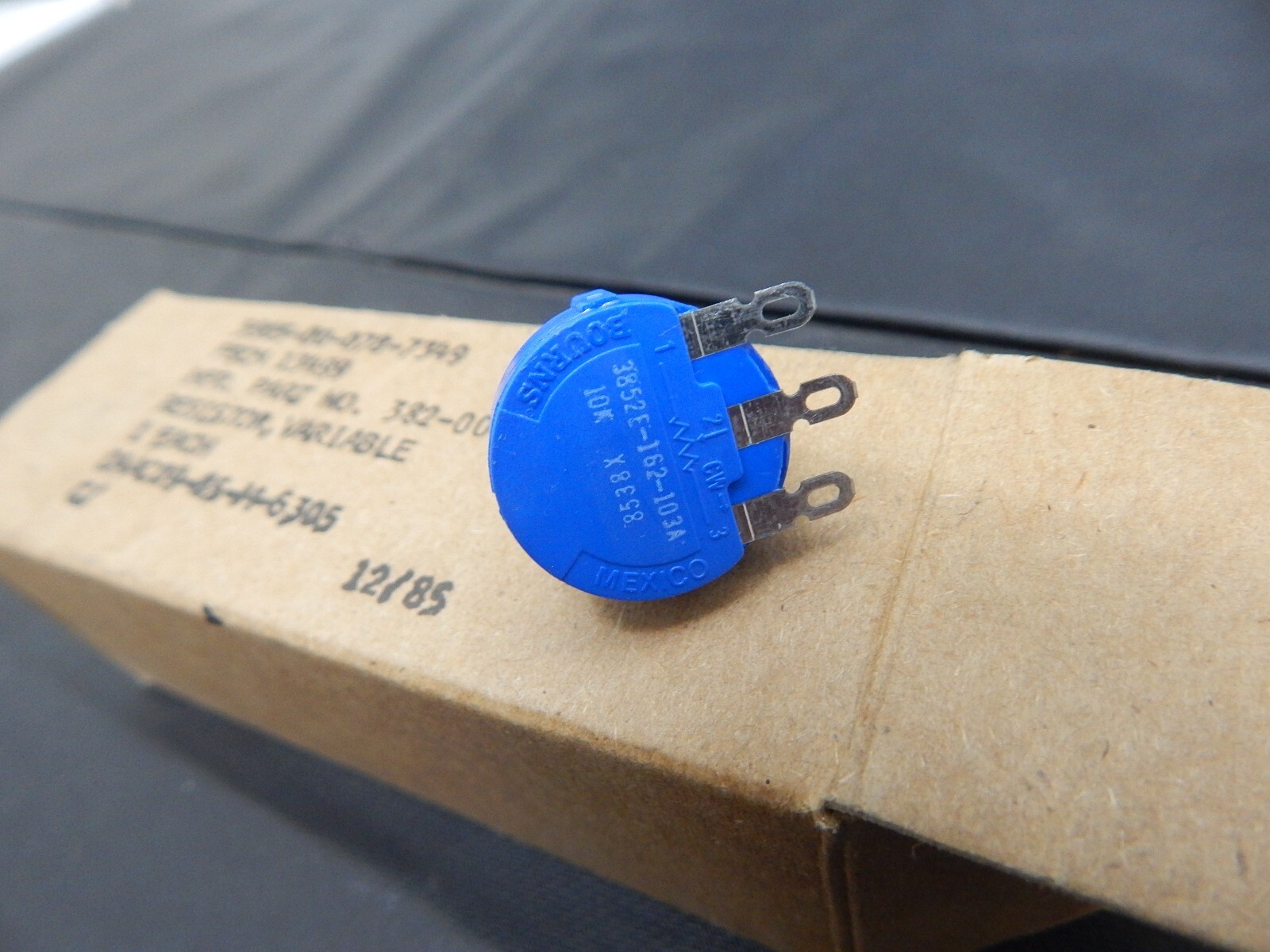 BOURNS 3852E-162-103A POTENTIOMETER 3/4″ 1/4 TURN 10K OHMS 2W 5905-00-078-7349