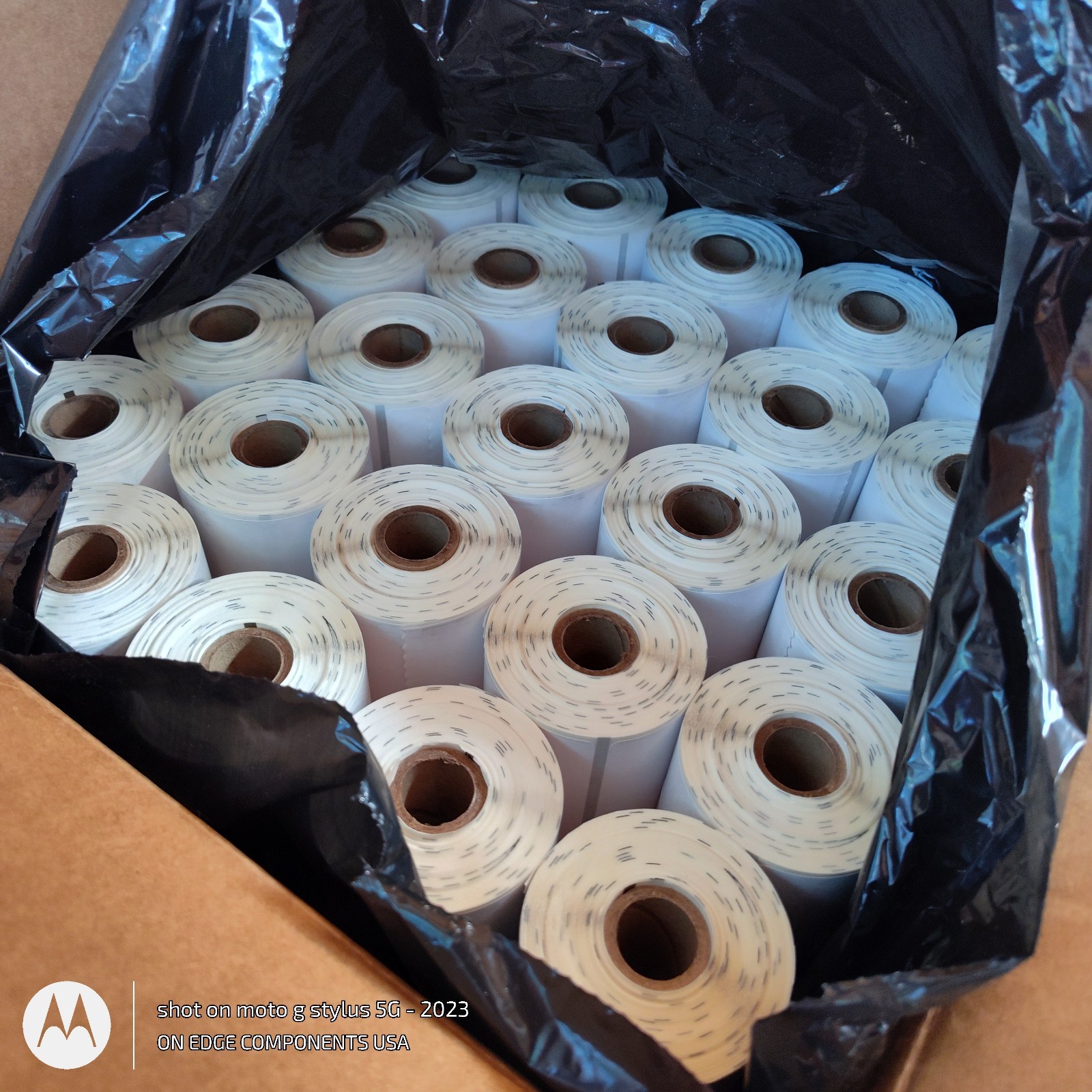 4″ x 6″ White Direct Shipping Thermal Adhesive Labels 115 Per Roll 1″ Core
