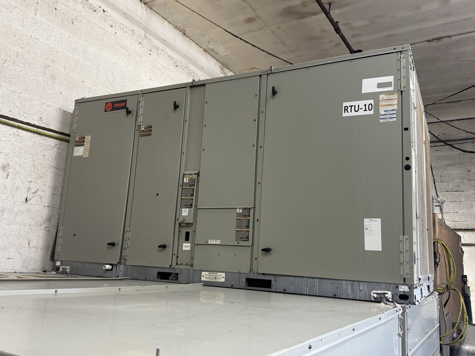 Trane Rooftop Air Conditioner THD240G4RRD16H9C5A1A6B00HA Cooling Heating 3 Phase