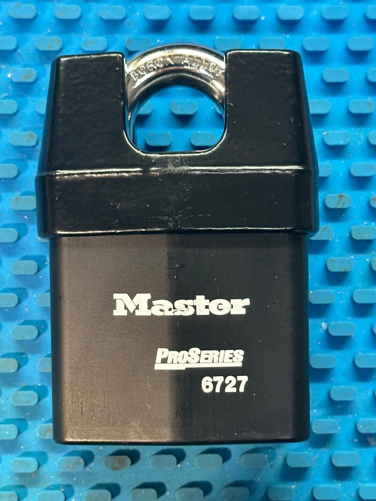 MasterLock 6727 ProSeries Padlock Installed Cylinder Schlage SC4