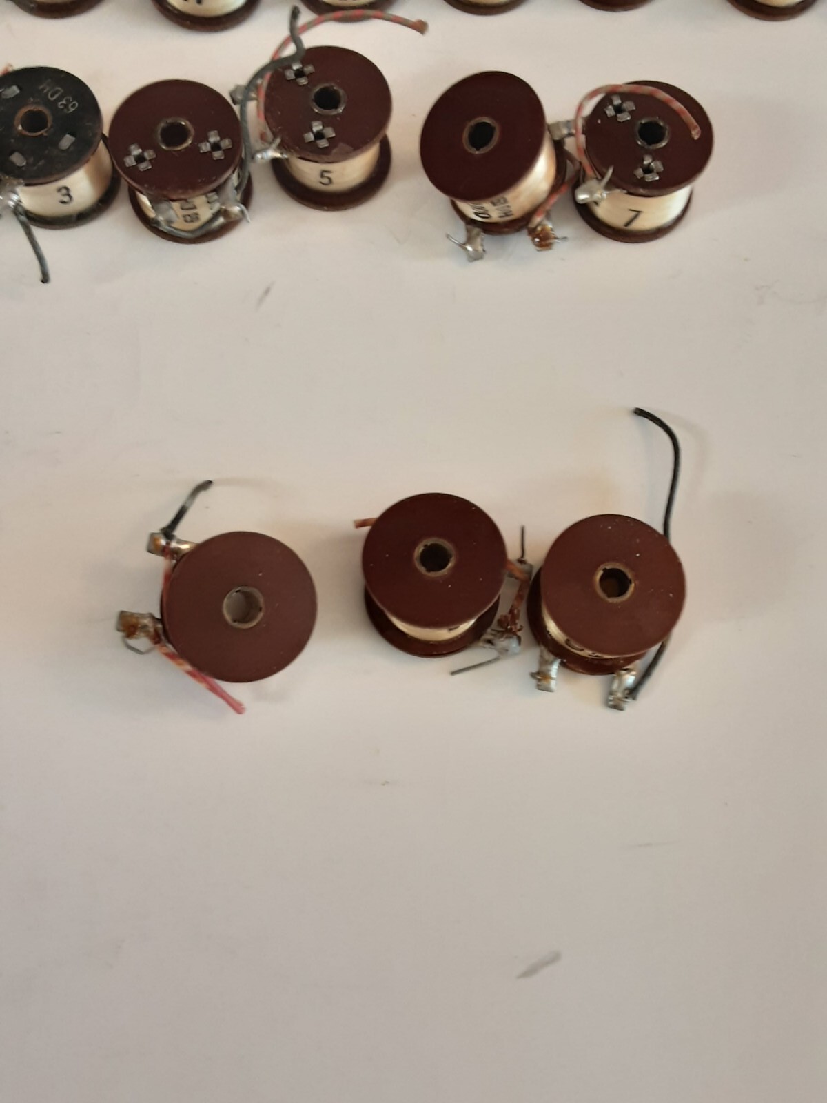 63DH 1000 OHM Non-Inductive Resistors Lot Of 32