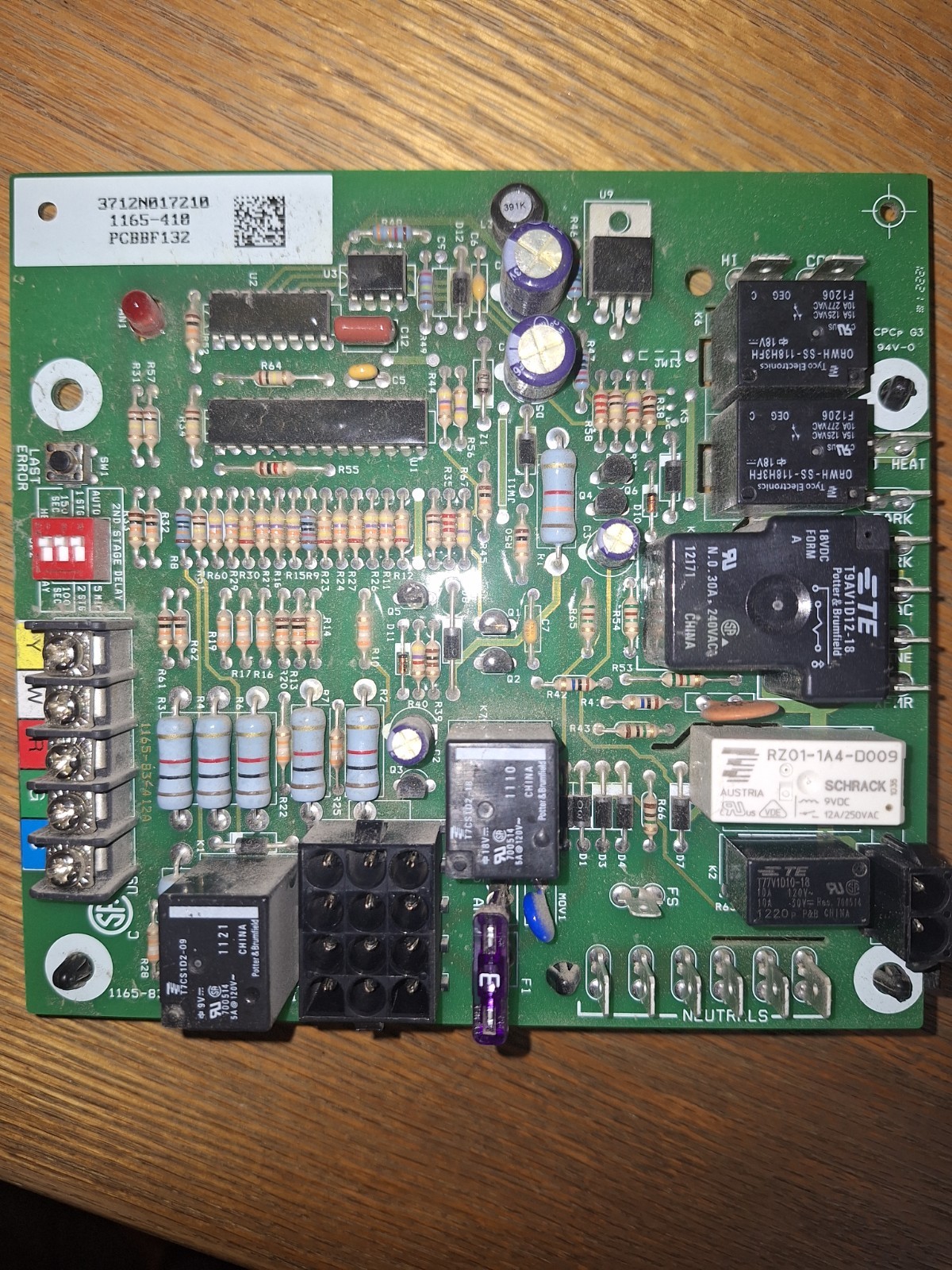 Goodman PCBBF132 OEM Furnace Control Circuit Board 1165-410