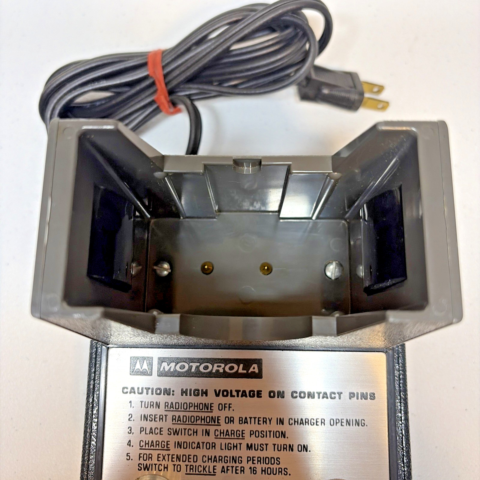 Motorola Battery Charger HT Series Model NLN6259B Open Box