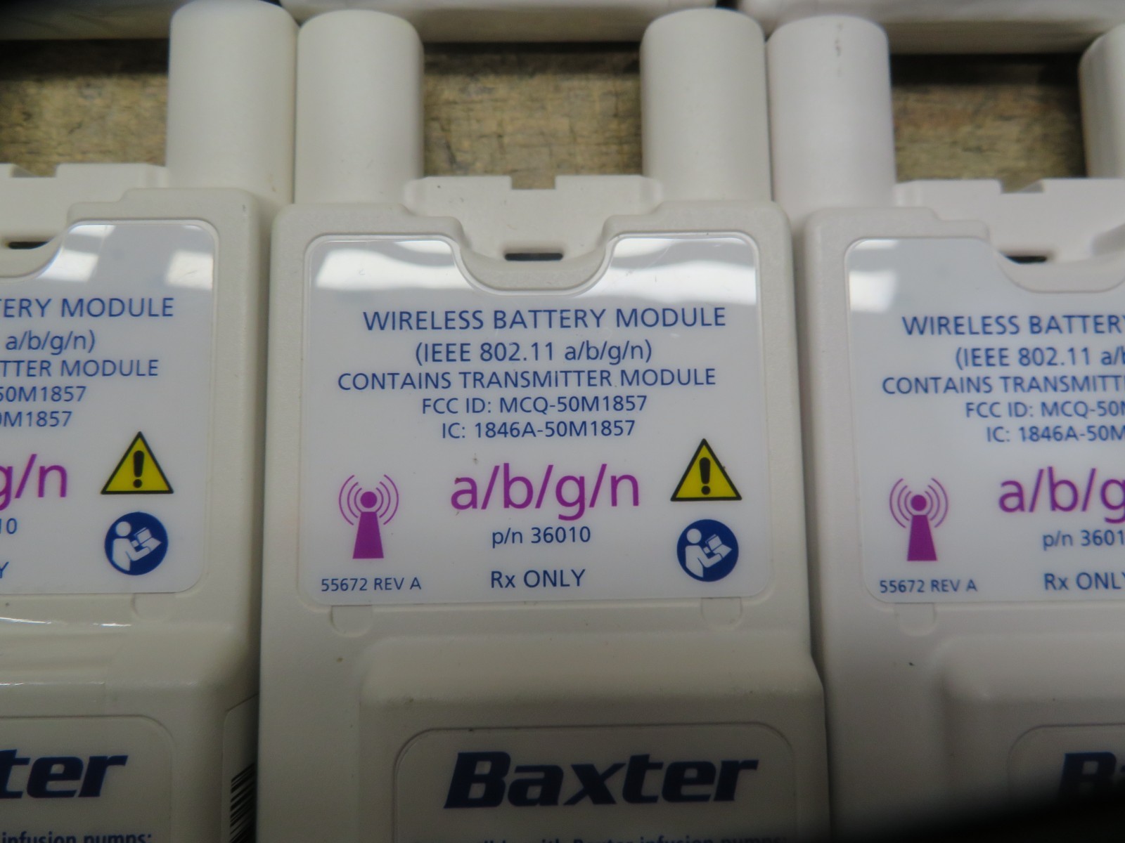 LOT OF 20 Baxter Spectrum IQ 36010 A/B/G/N Battery + Case AS IS UNTESTED