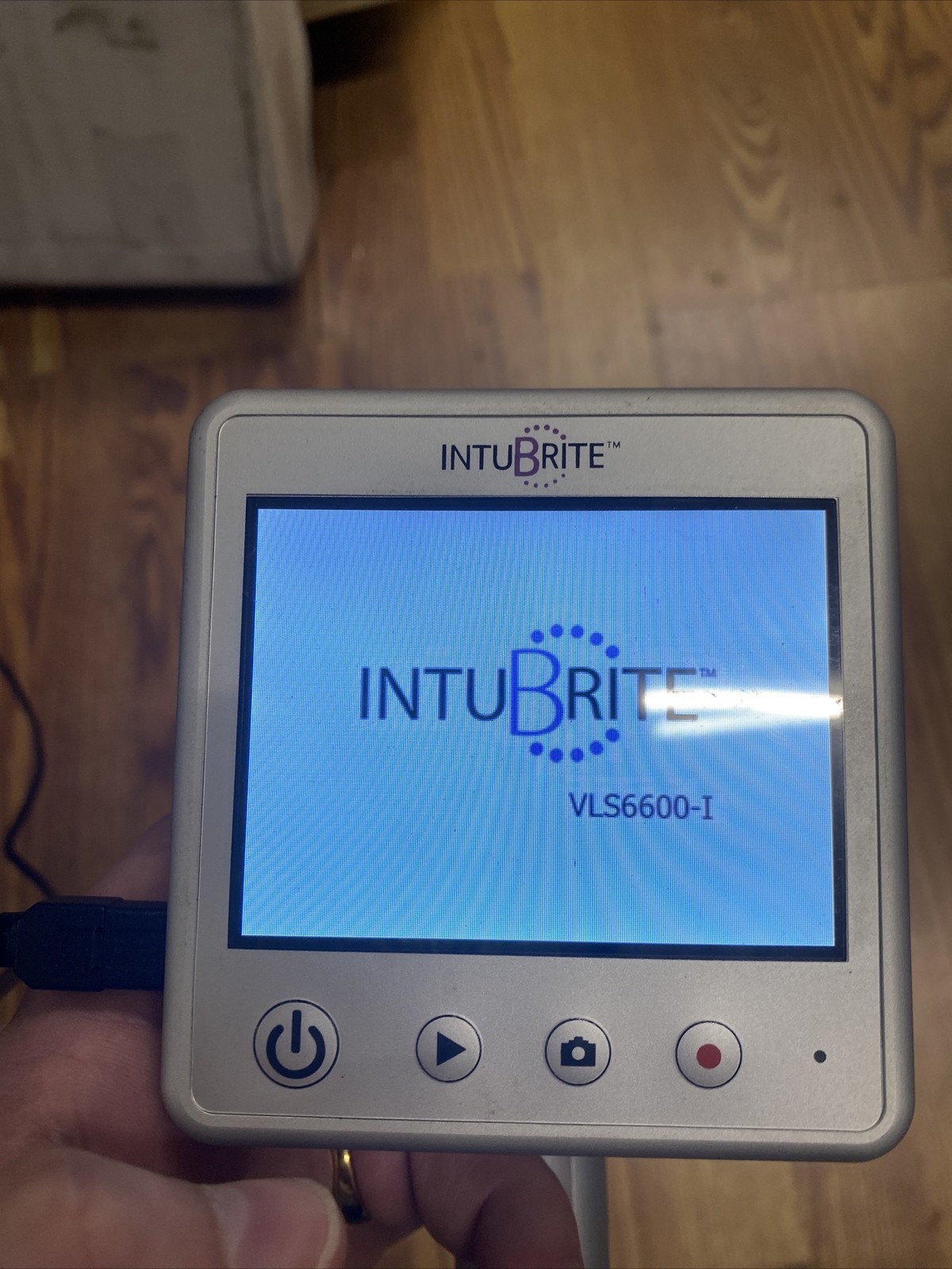 Intubrite Video Laryngoscope VLS 6600I on Screen VLS 3500 on Tag – Powers On