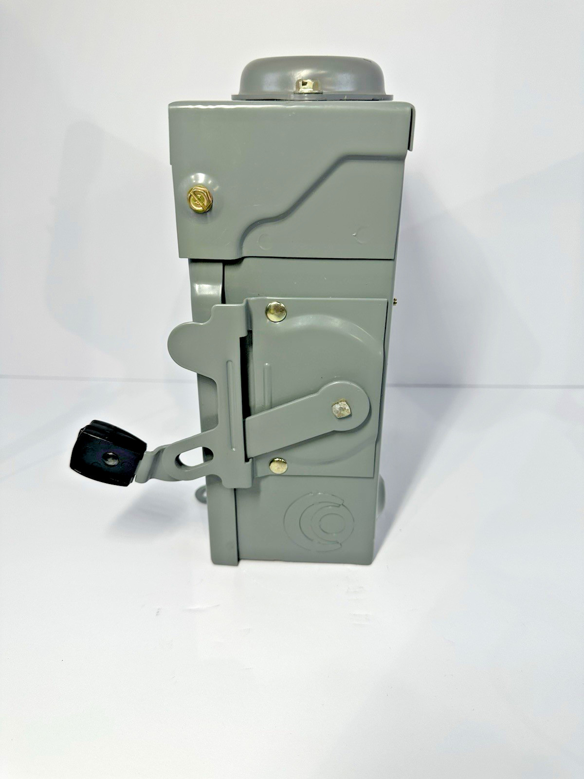 Square D 30 Amp 240V General Duty Safety Switch 40274-859-07- New