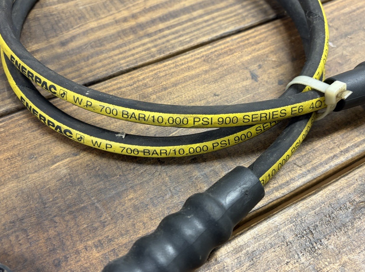 Enerpac 900 Series 10,000 PSI Hydraulic Hose CH-604 Male Couplers MFG 2017