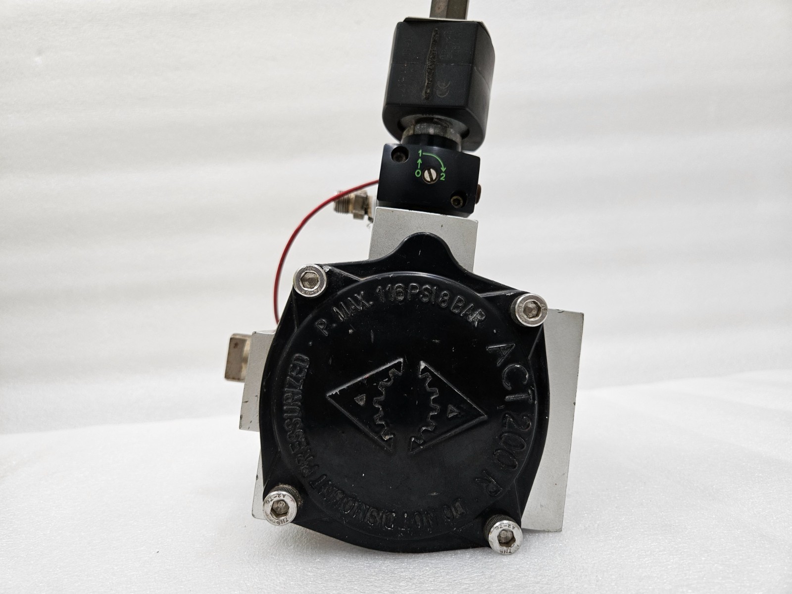 ACTREG PNEUMATIC ACTUATOR MAX PRESSURE 8 BAR WITH ASCO 8551B401 M0 VALVE