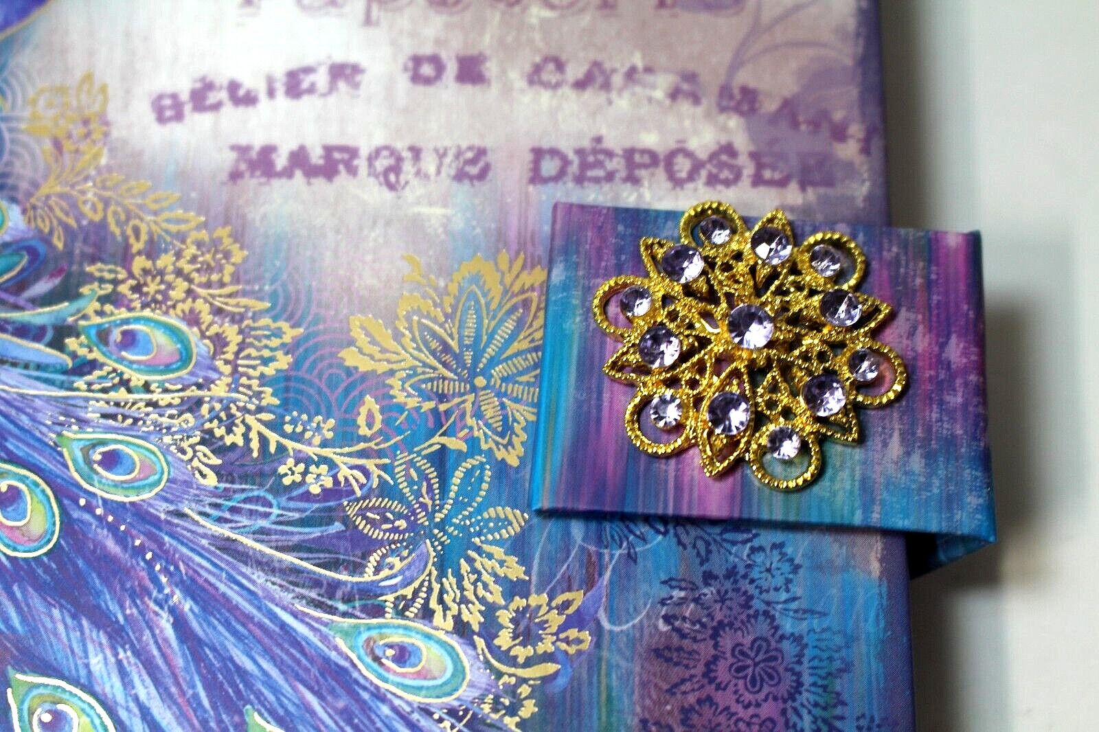 Punch Studio Brooch Peacock Journal gold gilding 208 pages Brand New