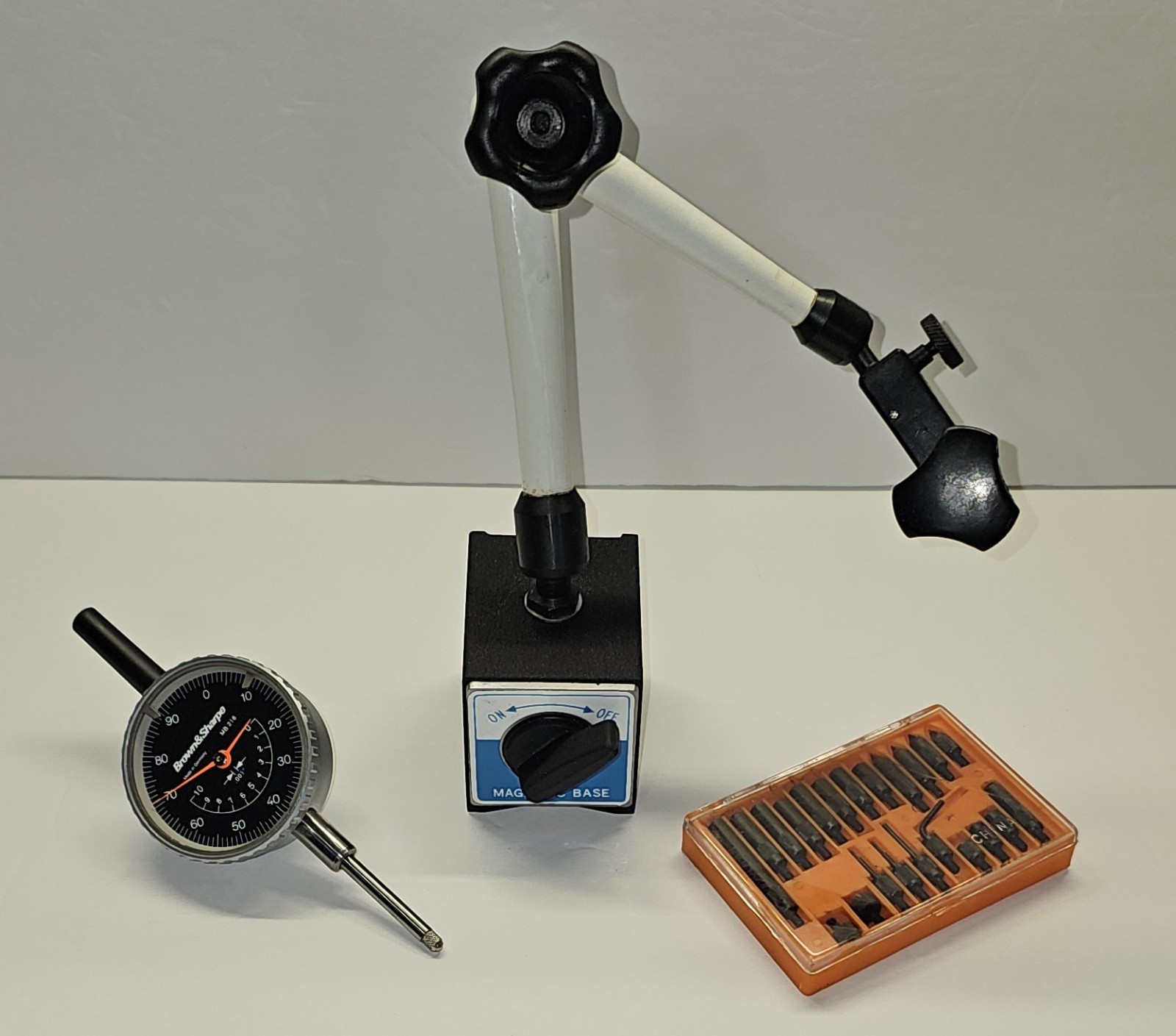 Brown & Sharpe .001″ Dial Indicator. Made In Germany w/ Magnetic Base & Ind.Tips