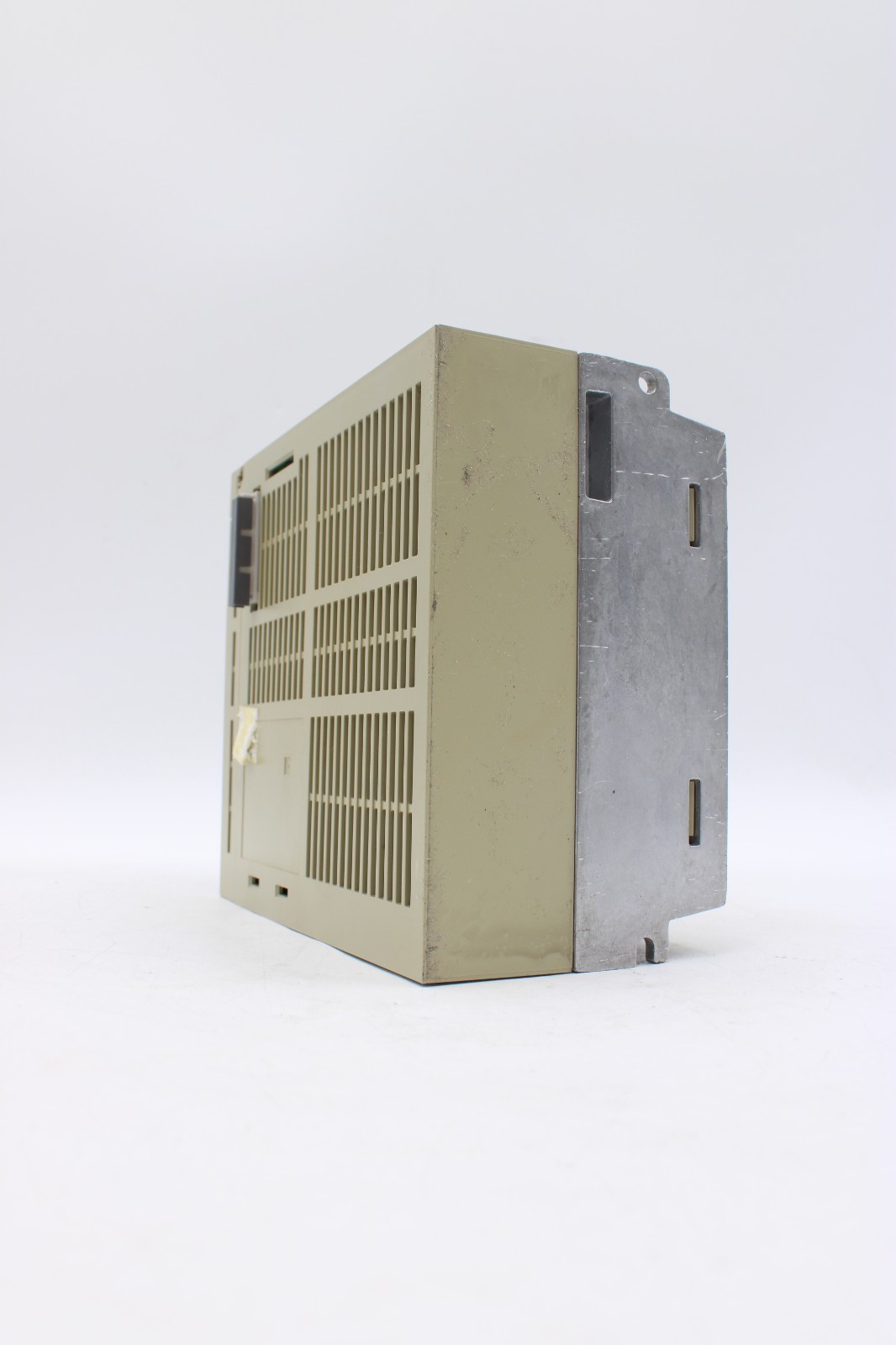Yaskawa SGDH-08AE-S High-Performance AC Servo Amplifier Drive