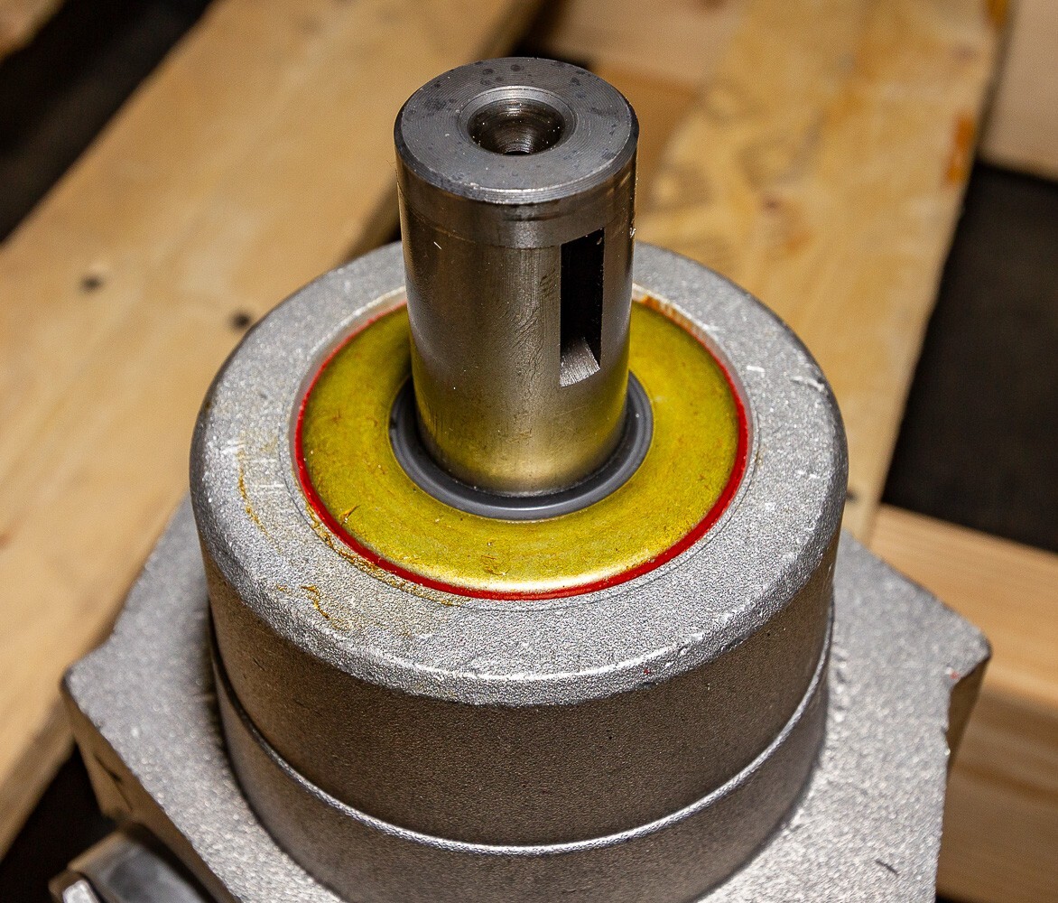 19330 – 90°-1:1, CW Input/CCW Ouput Gearbox(Peerless Gear OEM Gearbox H 1000-1 )