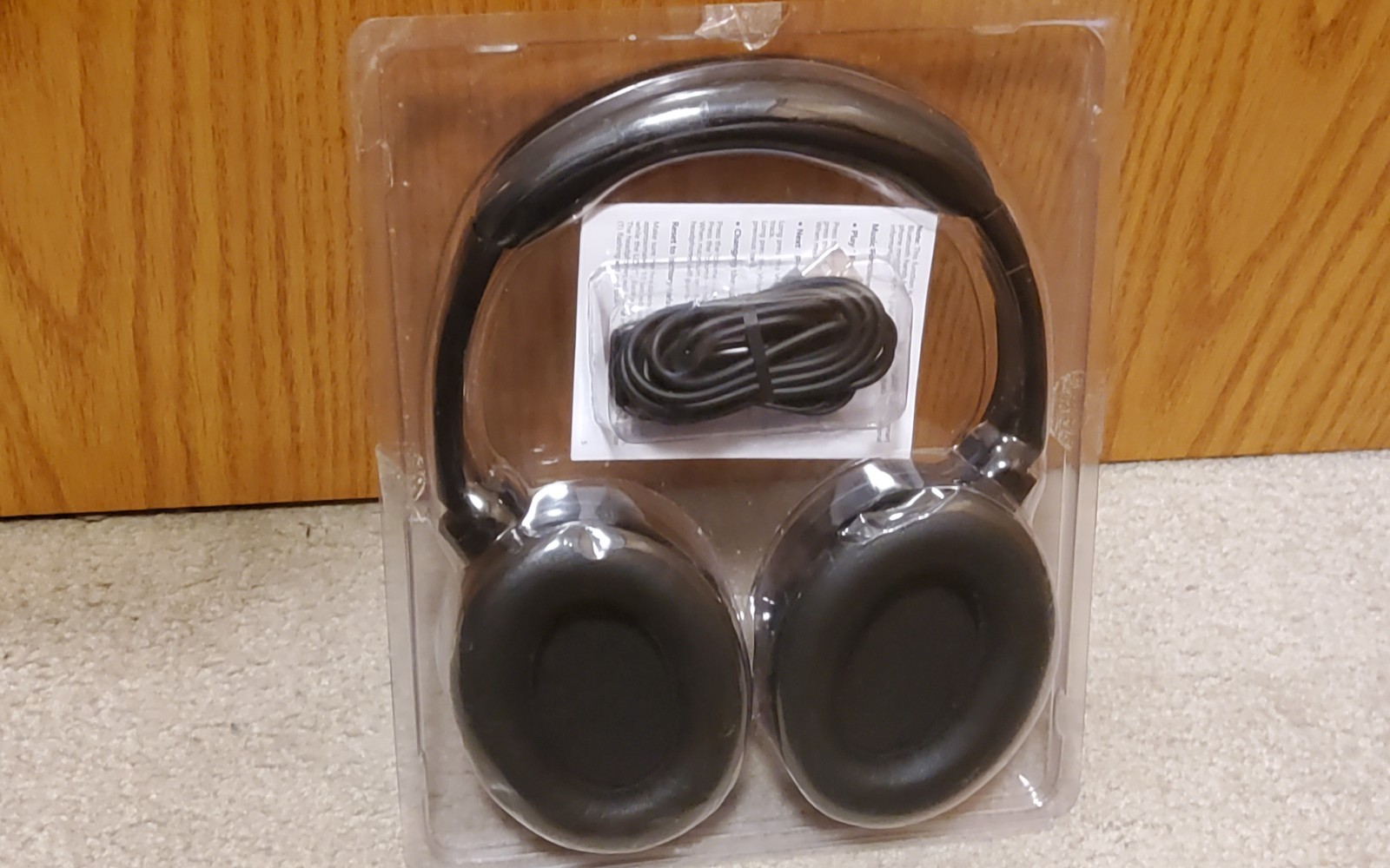 Minelab ML 80 Equinox Bluetooth Wireless Low Latency Headphones, Case, 1/8″ Plug