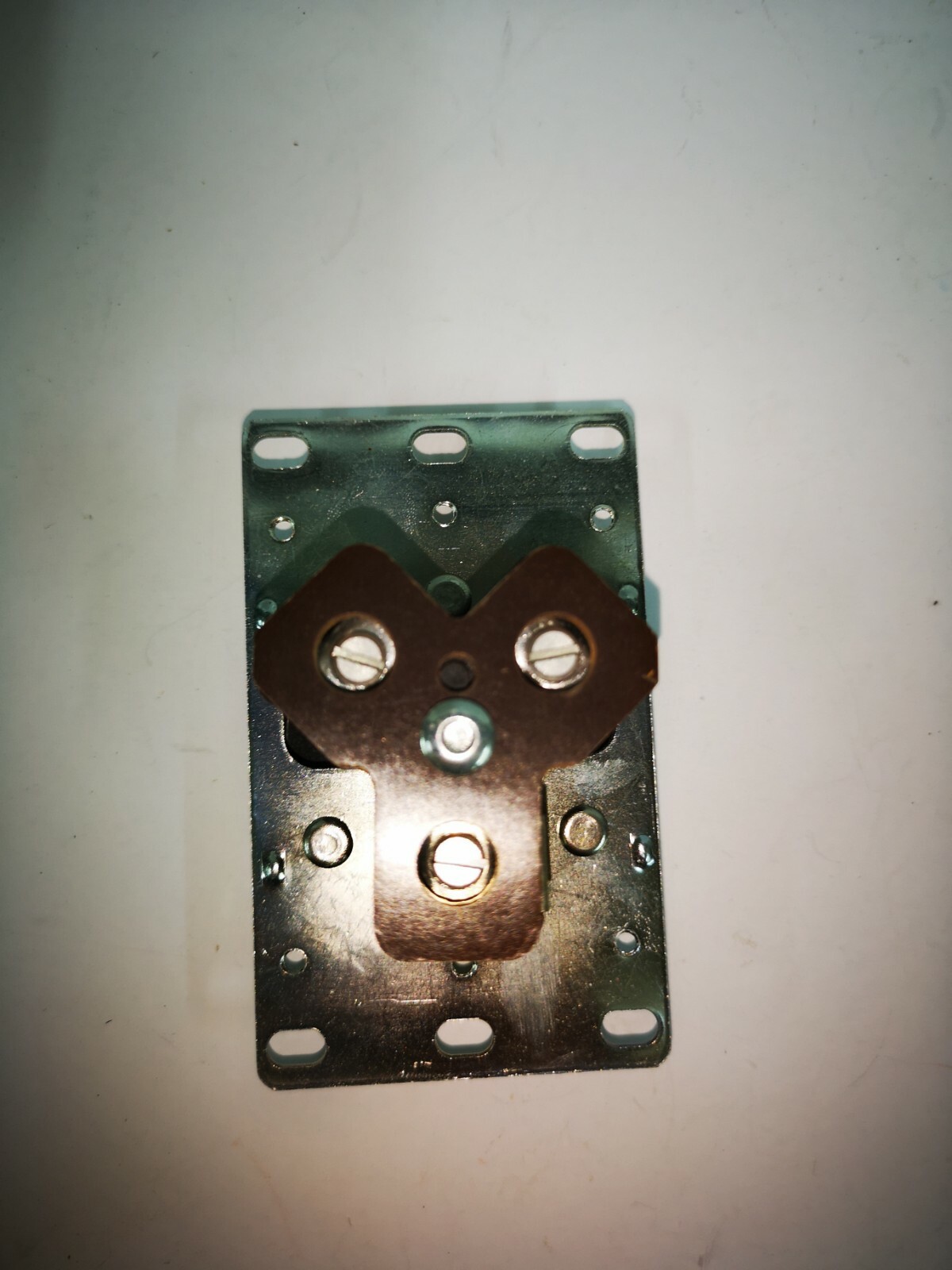 30A 2P 3W 125V Heavy Duty RV Travel Trailer Receptacle 1263 TT-30R EAGLE 1263E