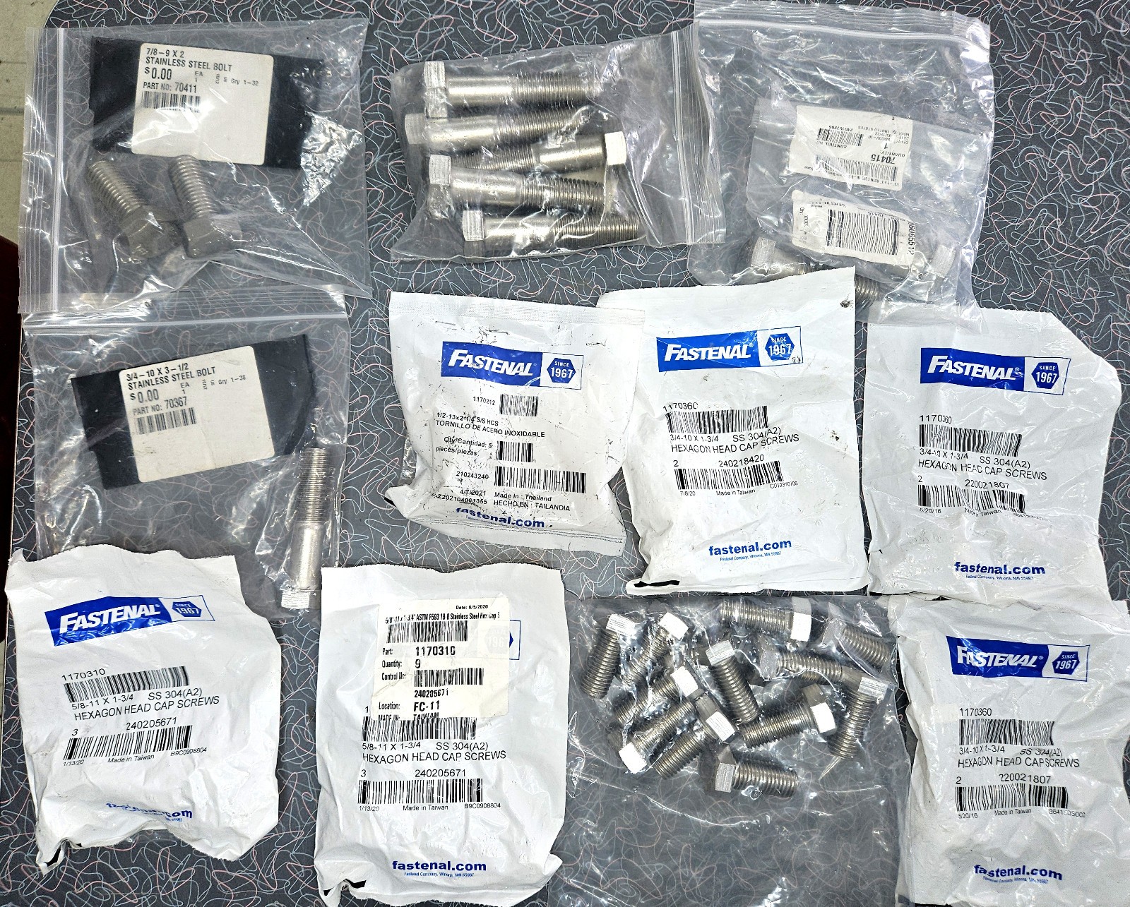 15 Pounds New Large Fastenal Stainless Steel Hex Cap Screw Lot = 39 Total in Bag