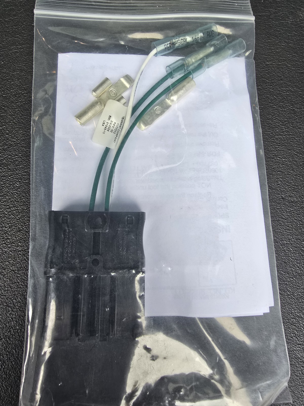 Tennant T1 Floor Scrubber Charger Side Plug Repair Kit 9022411