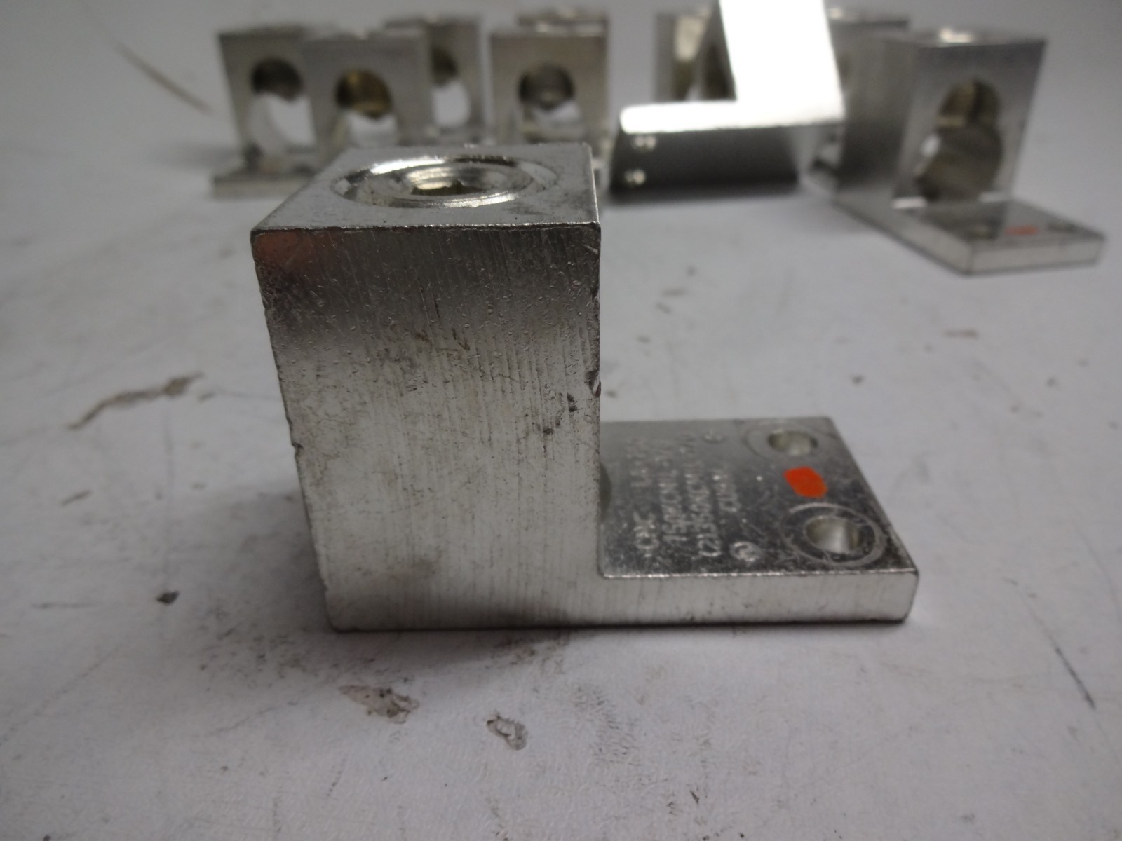 Lot of 10 CMC LA-750 750KCMIL-1/0 (2) 350KCMIL-1/0 CU9AL Mechanical Lugs