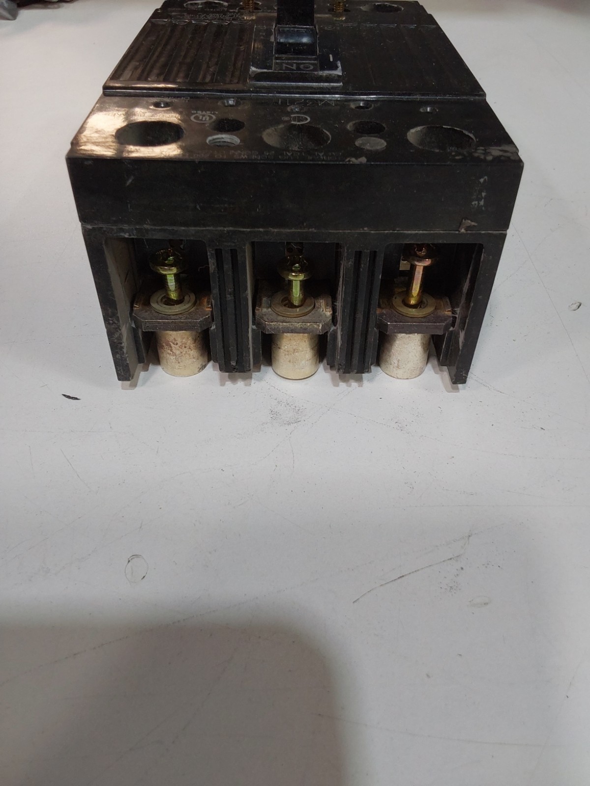 General Electric TQD32225 3 POLE Phase 225A GE 225 Amp 240V