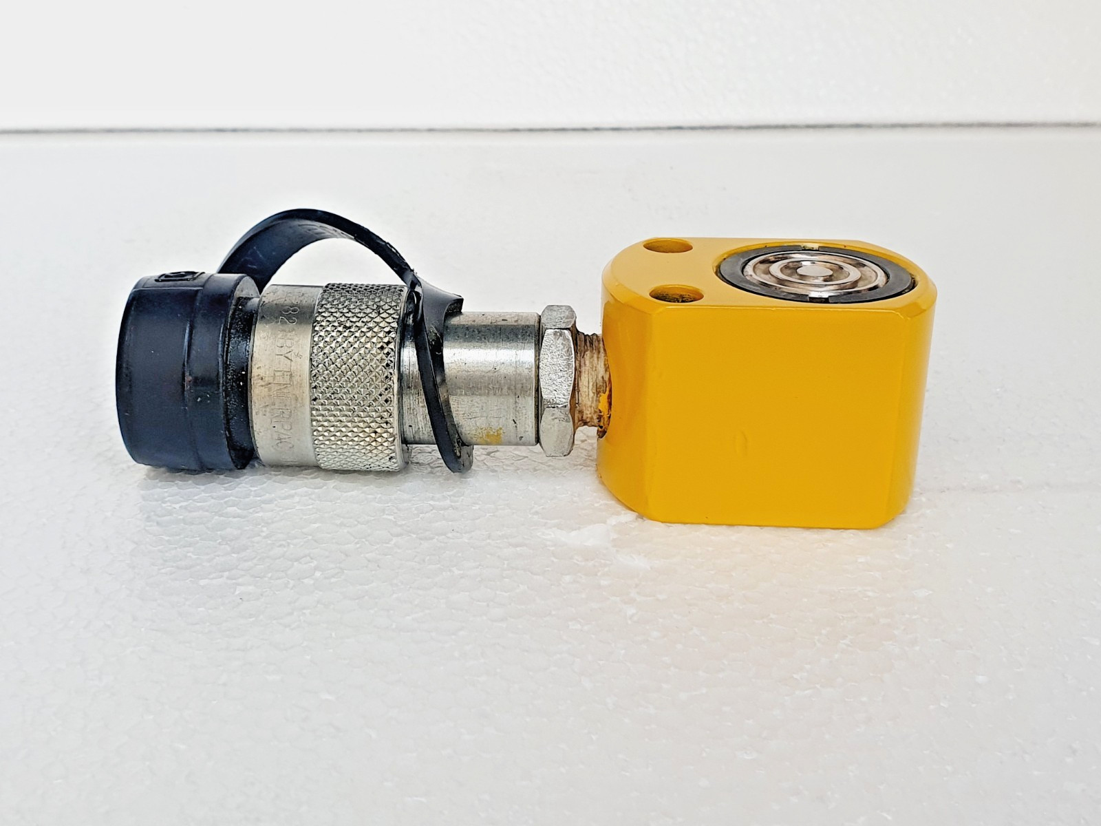 ENERPAC RC50 Hydraulic Cylinder 5 Ton, 0.63″ In Stroke, 10000 PSI